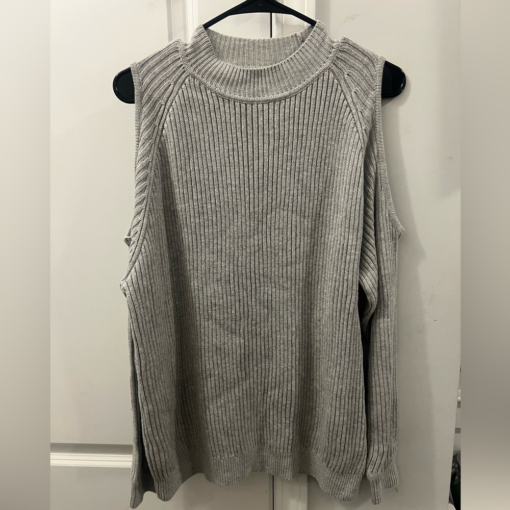 Gray Ribbed Women's Sweater Large - Picture 4 of 5